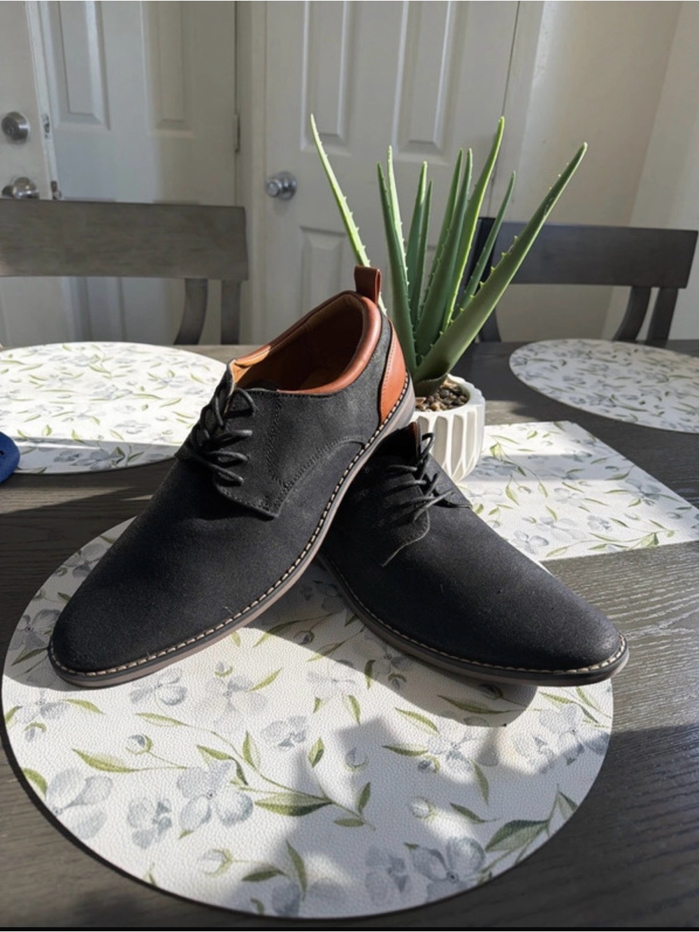Perry Ellis Black Oxford with Brown Trim